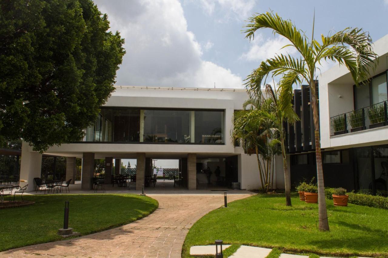 Villa Internacional Hotel & Club Cuernavaca Extérieur photo