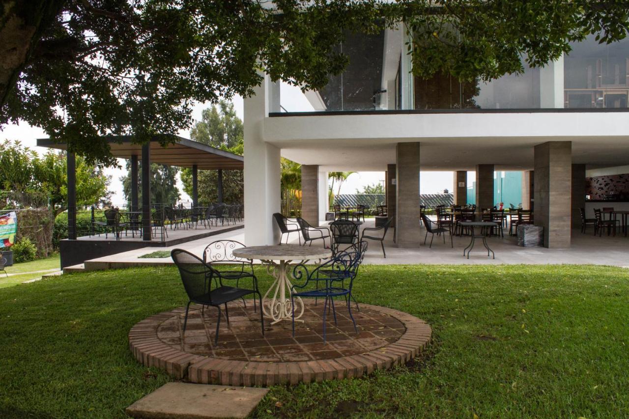 Villa Internacional Hotel & Club Cuernavaca Extérieur photo